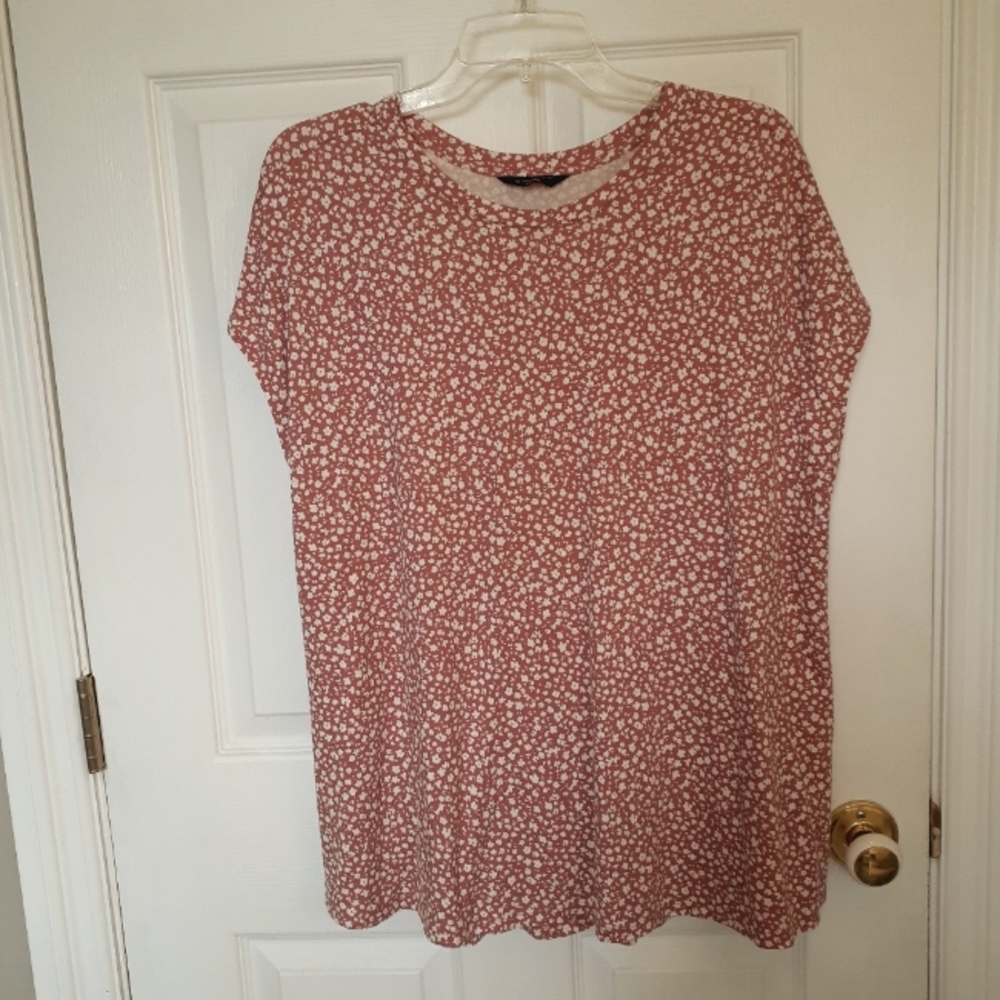 Ladies Denver Hayes sleeveless top Size XL ..in dusty rose/ white